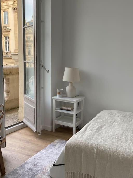 Grand Balcon Place Des Terreaux ليون المظهر الخارجي الصورة